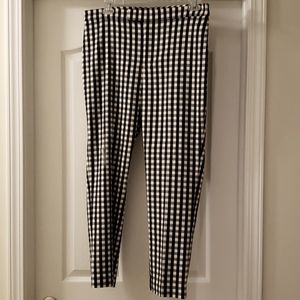 Ralph Lauren straight leg, ankle length, stretch b/w check pants, 12, NWOT